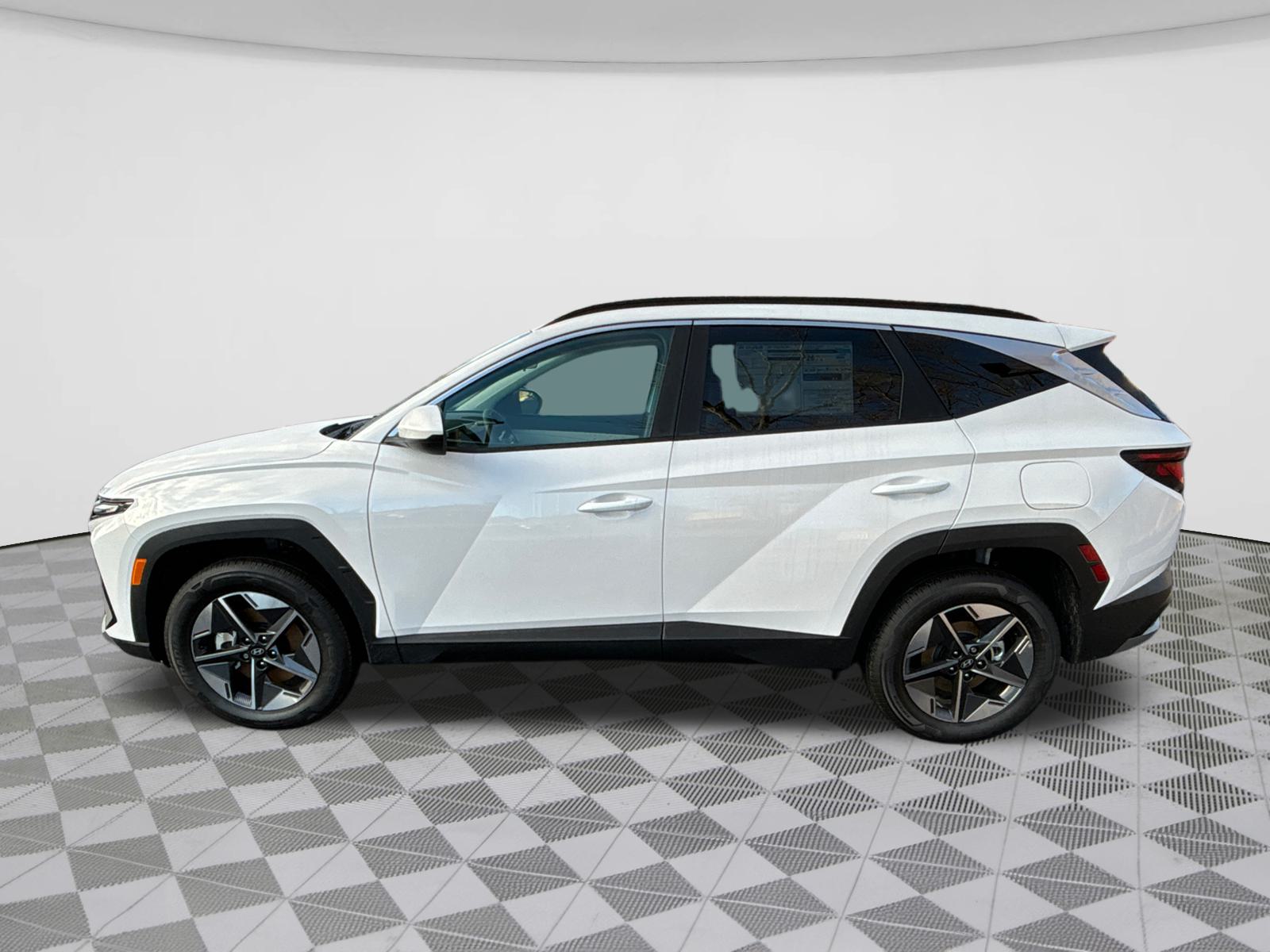 2025 Hyundai Tucson SEL 4