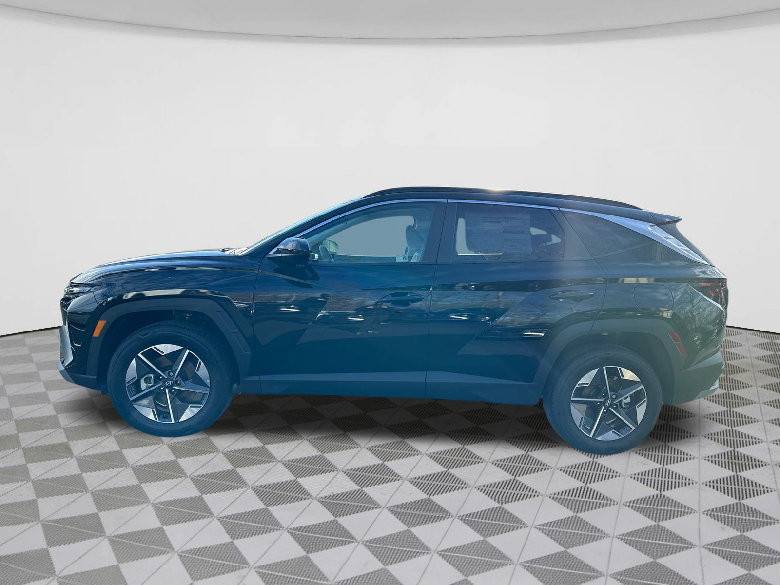 2025 Hyundai Tucson SEL 4