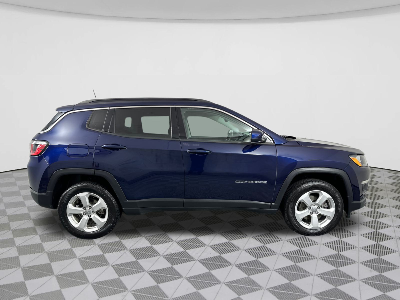 2018 Jeep Compass Latitude 8