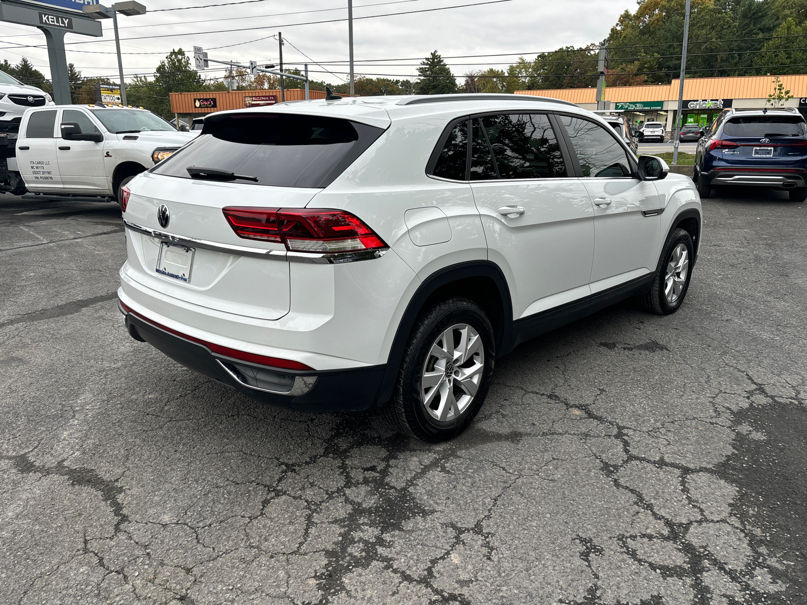 2020 Volkswagen Atlas Cross Sport 2.0T S 7