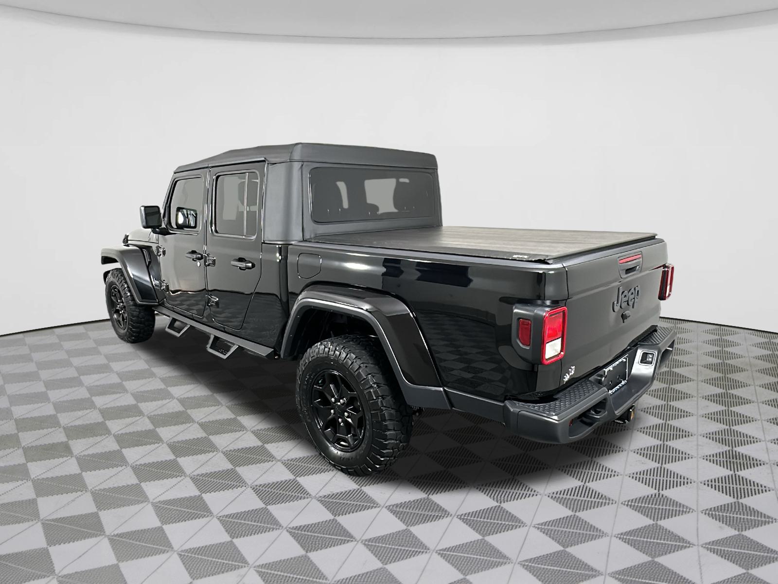 2022 Jeep Gladiator  5