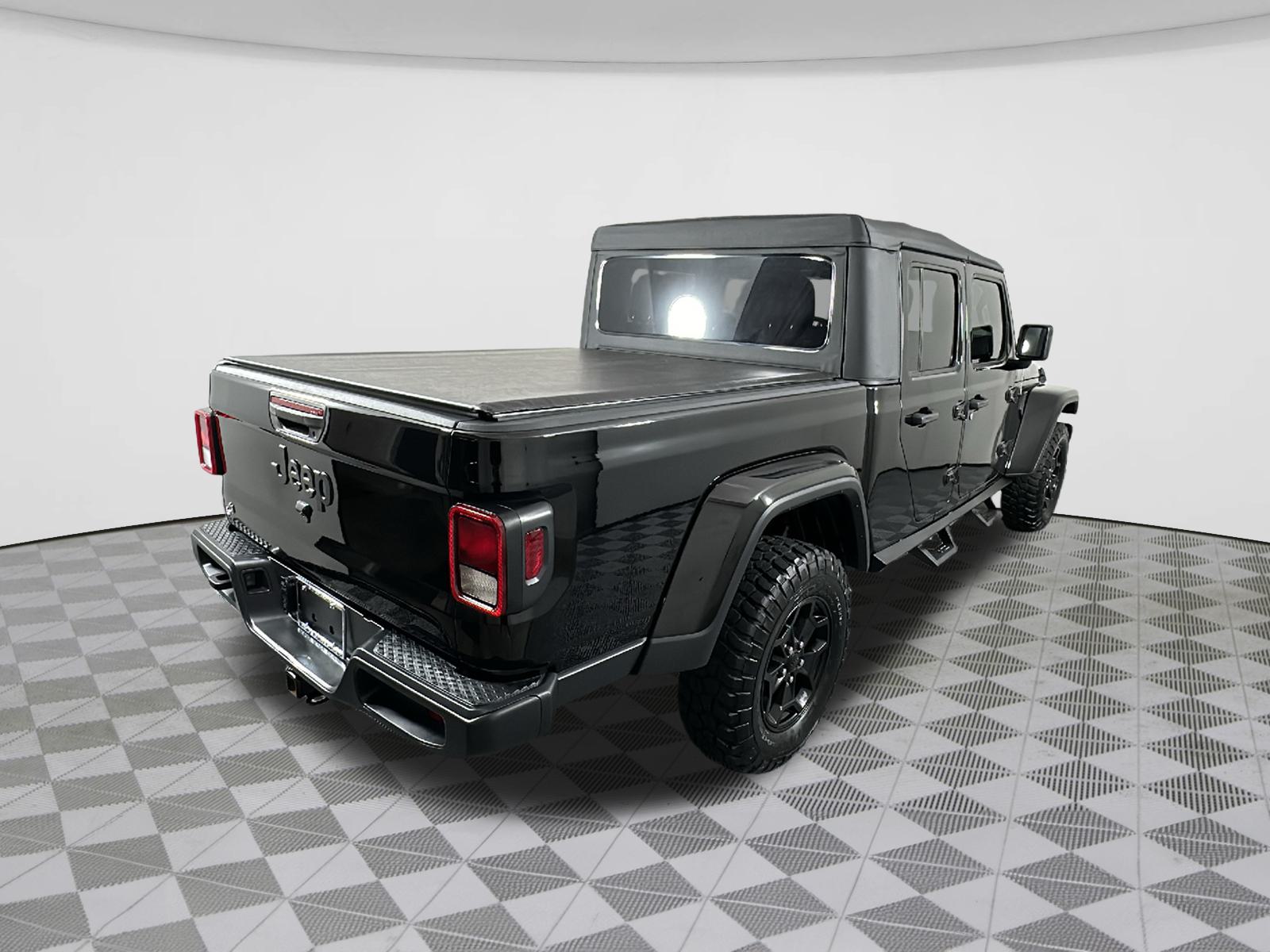 2022 Jeep Gladiator  7