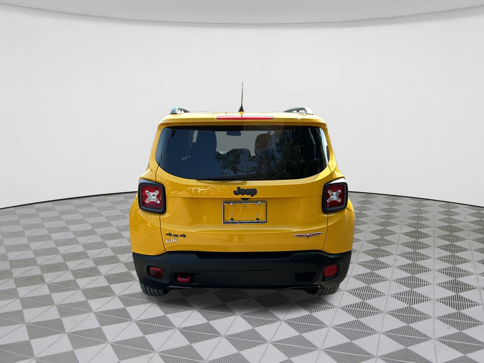 2016 Jeep Renegade Trailhawk 6