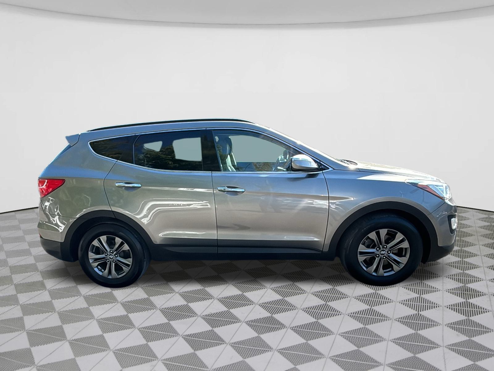 2014 Hyundai Santa Fe Sport 2.4L 8