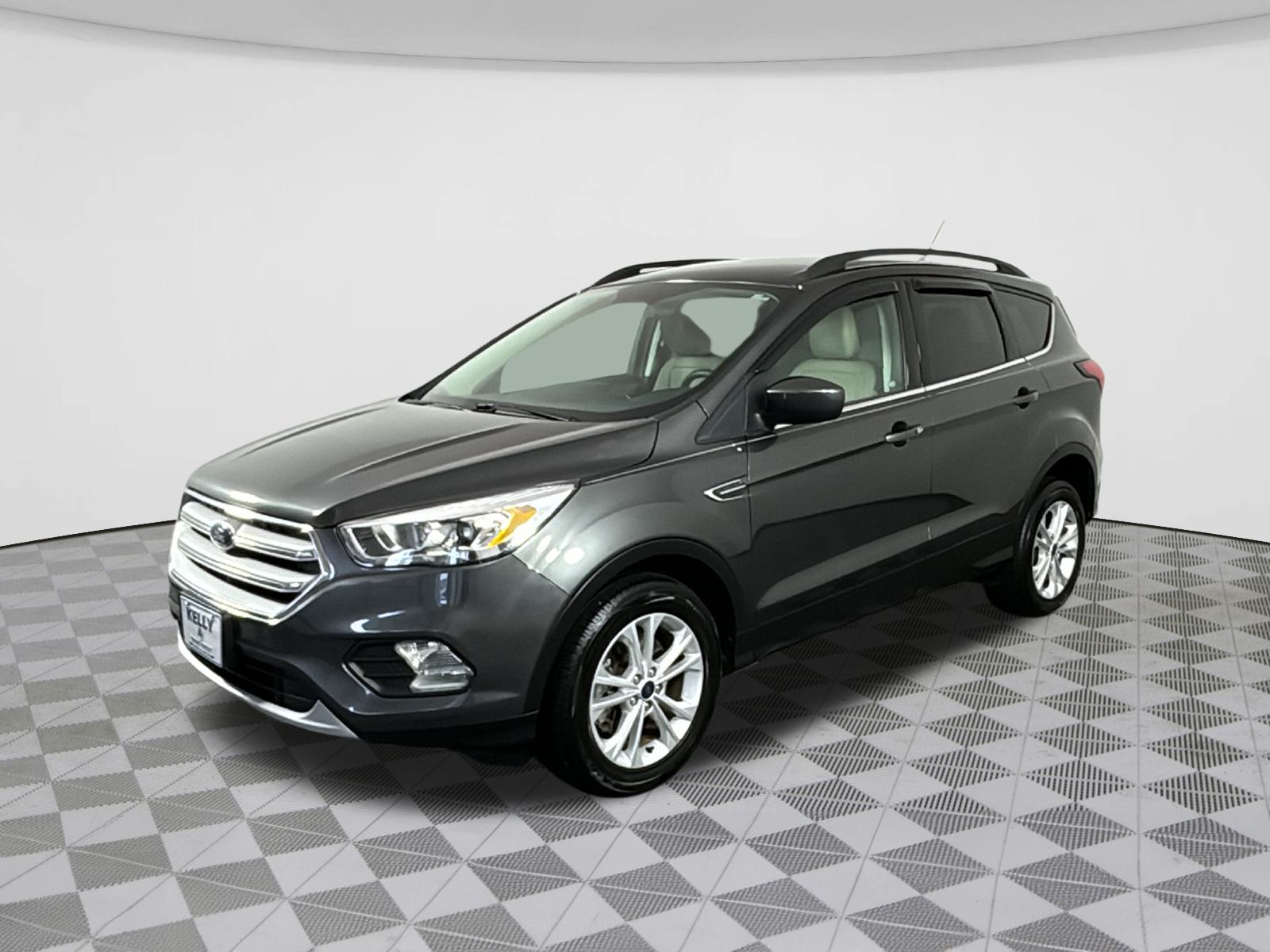 2019 Ford Escape SEL 3