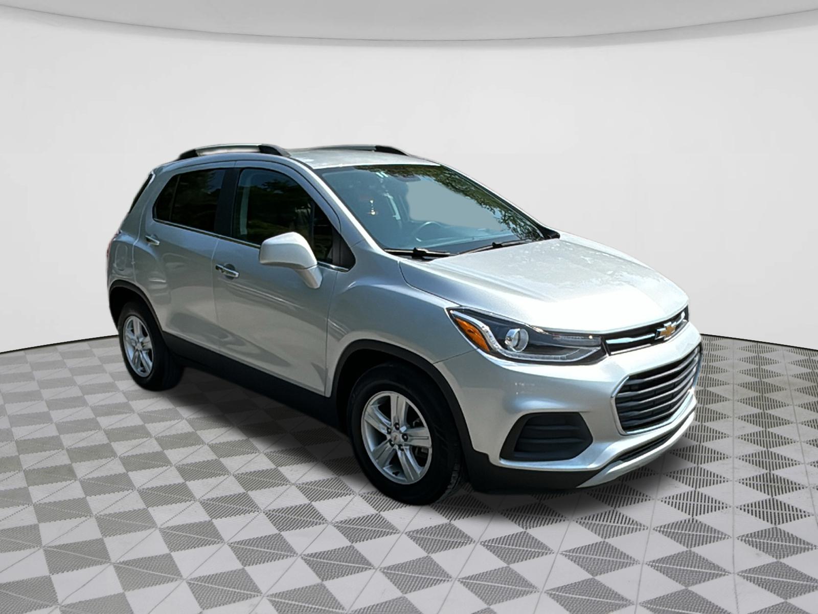 2020 Chevrolet Trax LT 1