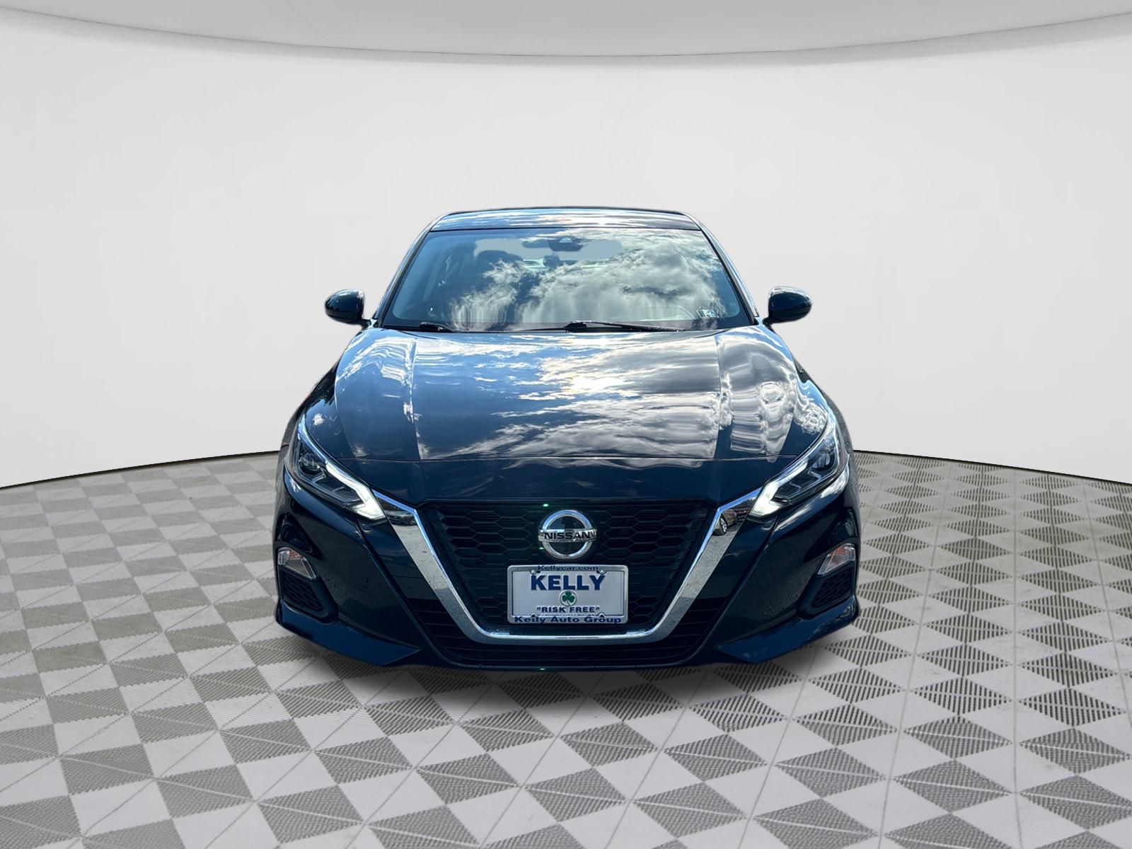 2021 Nissan Altima 2.5 SV 2