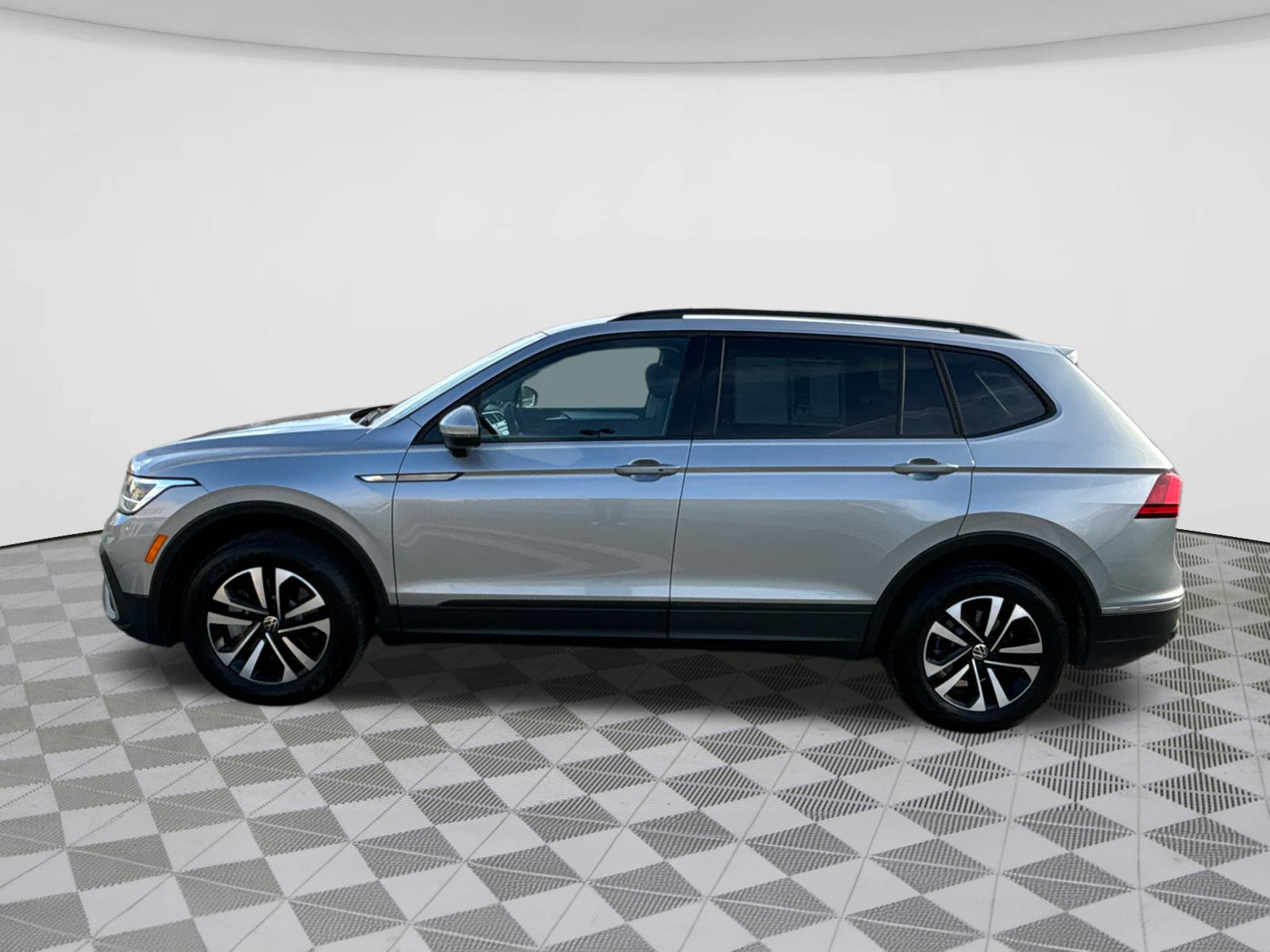 2024 Volkswagen Tiguan 2.0T S 4