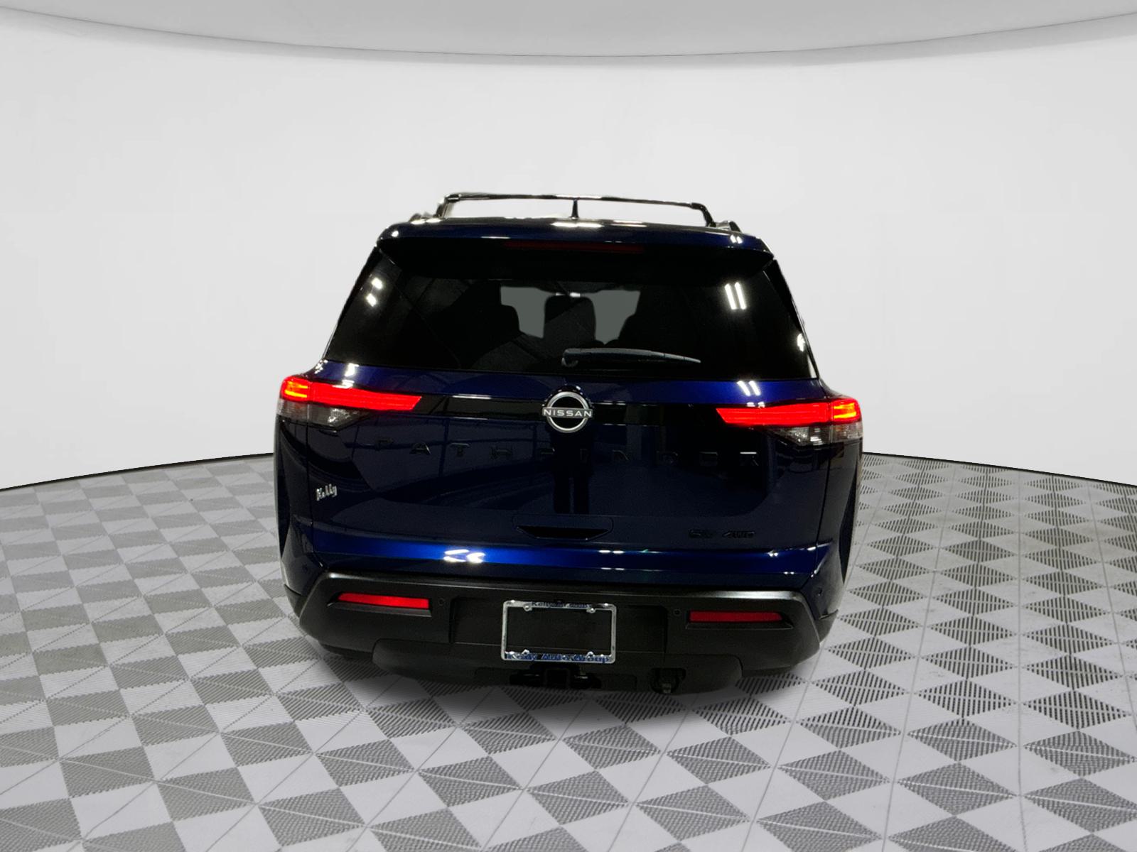 2023 Nissan Pathfinder SV 6