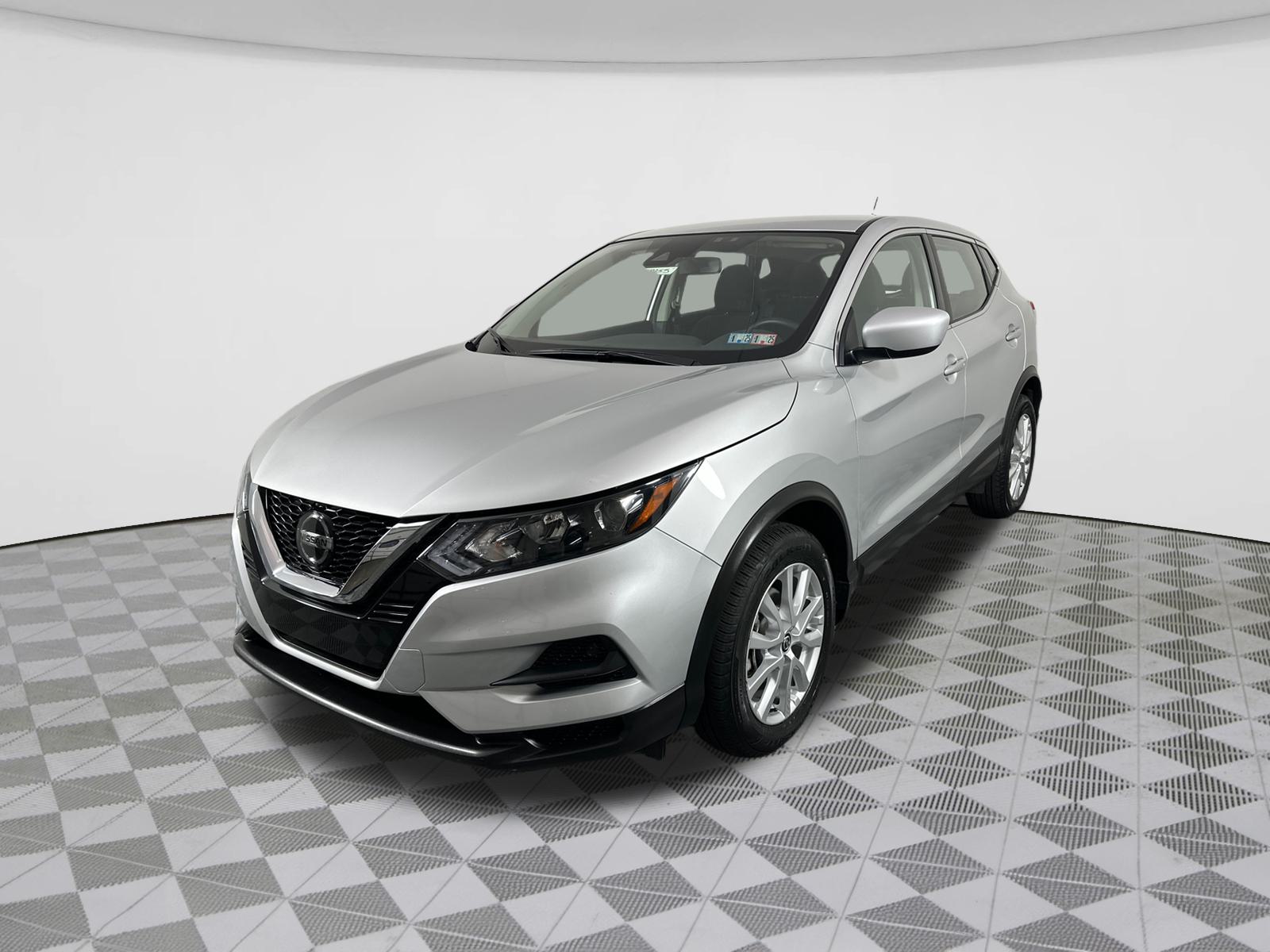 2021 Nissan Rogue Sport S 3