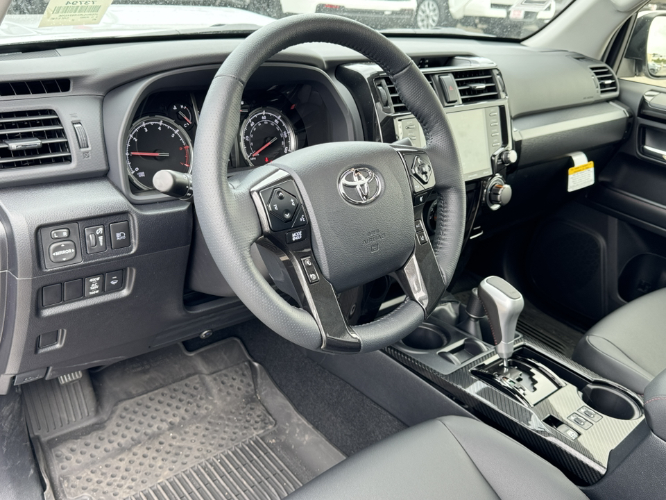2024 Toyota 4Runner TRD Off Road Premium 18