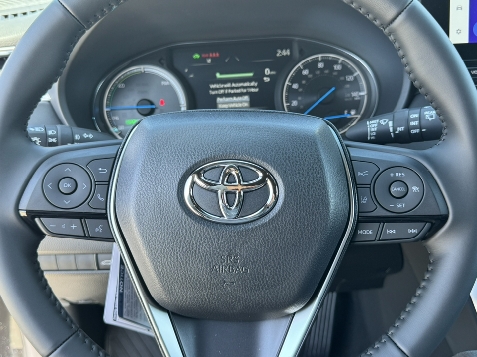 2024 Toyota Venza XLE 22