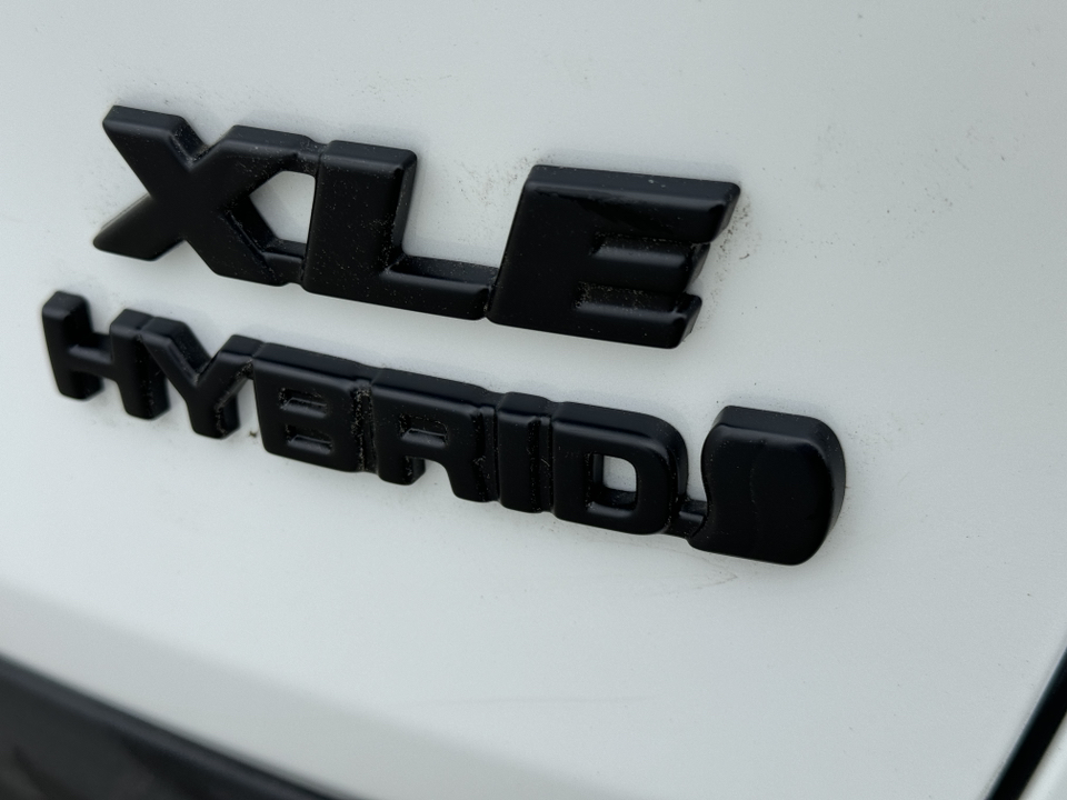 2024 Toyota RAV4 Hybrid XLE Premium 14