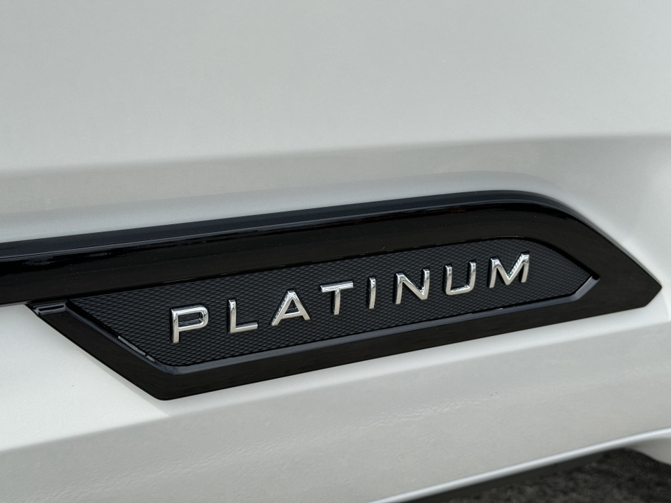 2024 Toyota Tundra Platinum Hybrid 14