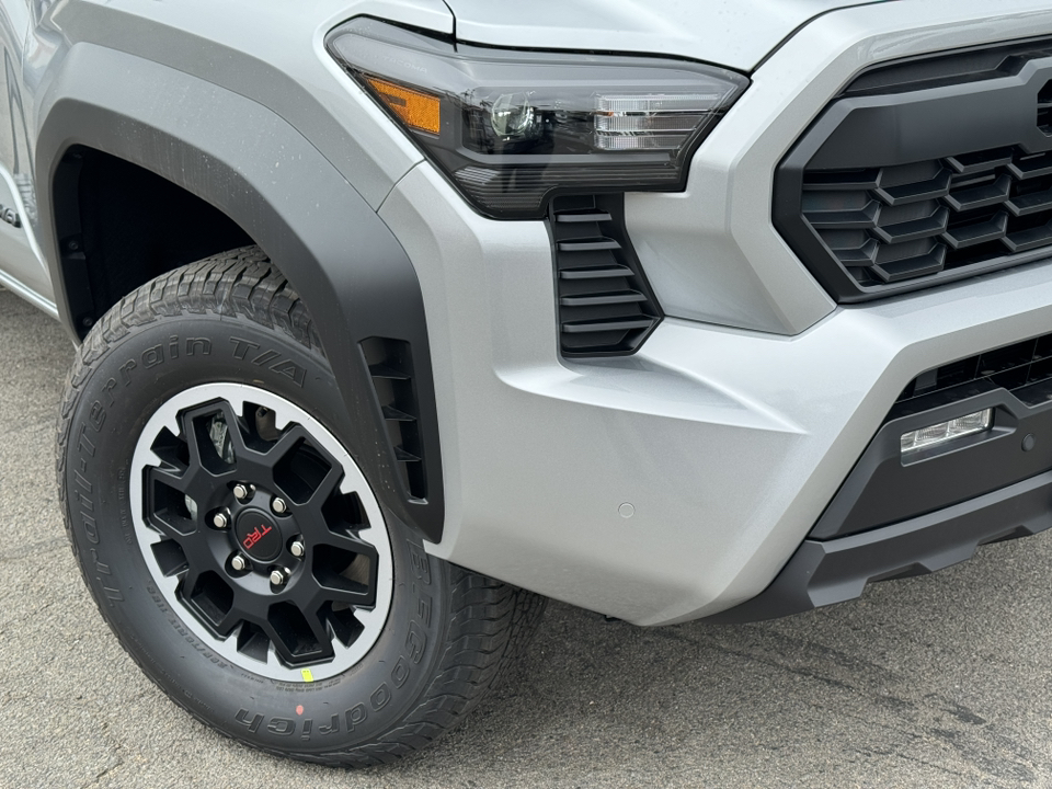 2024 Toyota Tacoma TRD Off Road 10