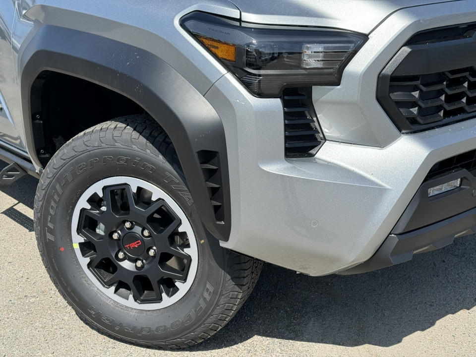 2024 Toyota Tacoma TRD Off Road 10