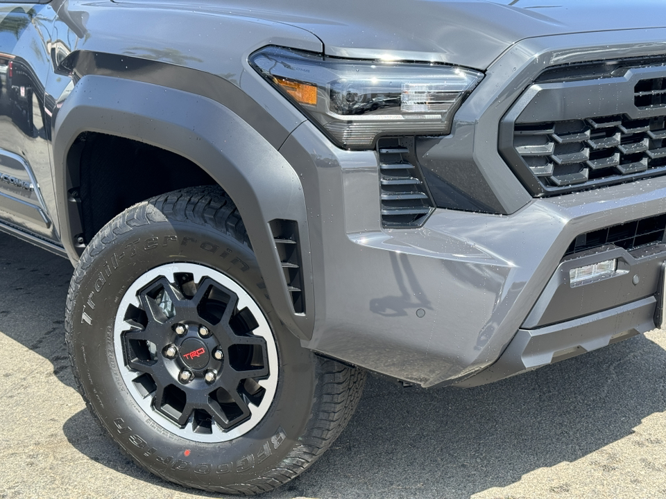 2024 Toyota Tacoma TRD Off Road 10