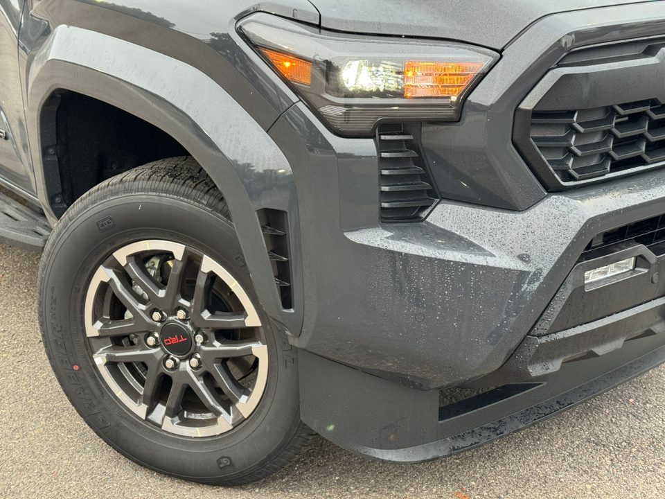 2024 Toyota Tacoma TRD Sport Hybrid 10