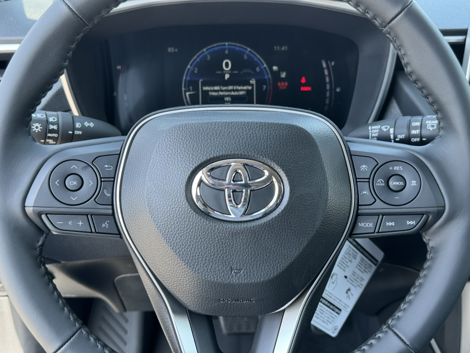 2024 Toyota Corolla Cross XLE 21