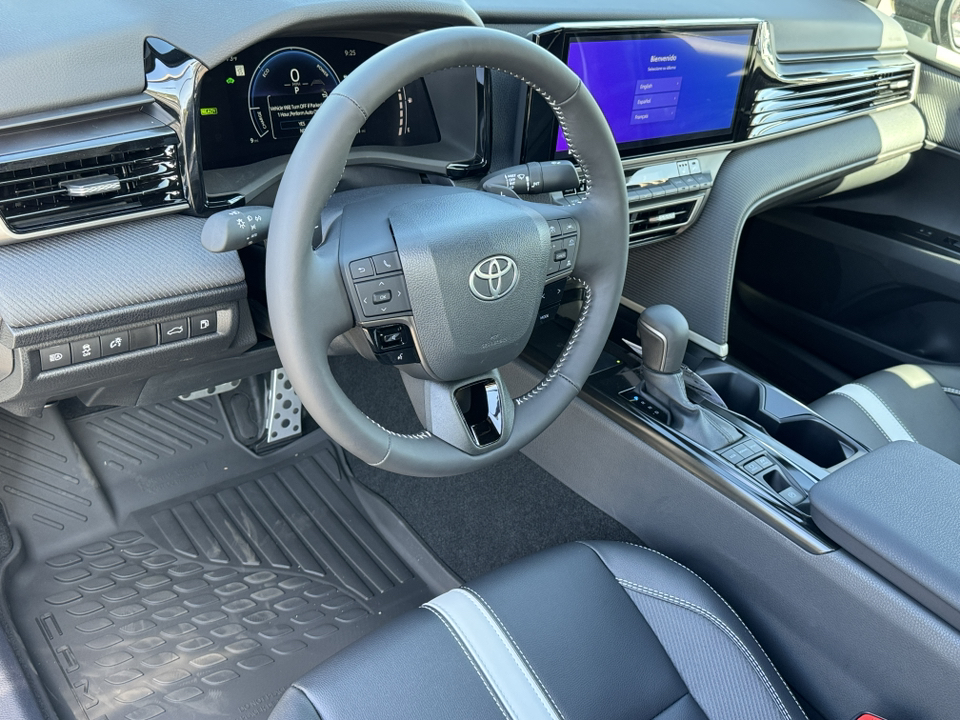 2025 Toyota Camry  16