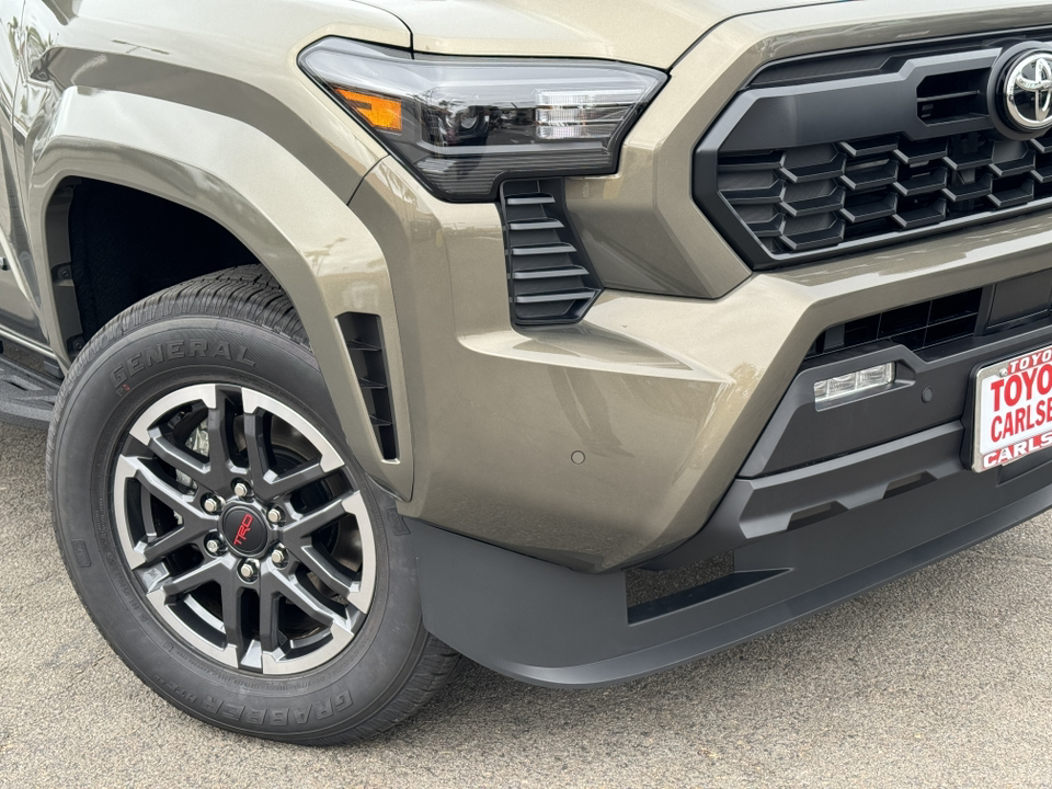 2024 Toyota Tacoma TRD Sport Hybrid 10