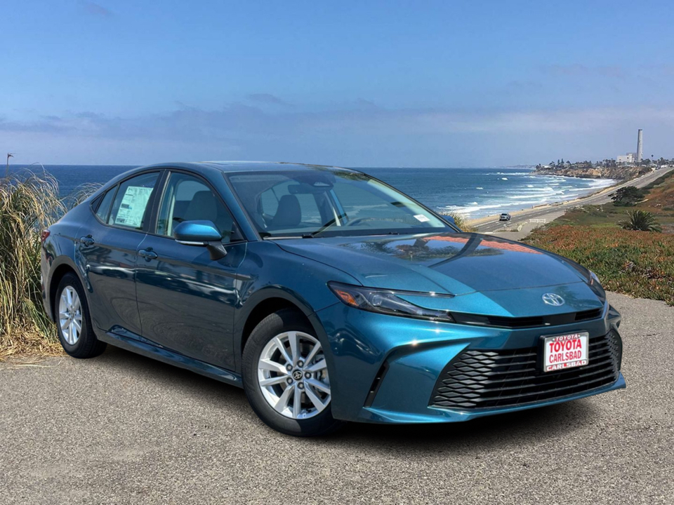 2025 Toyota Camry LE 1