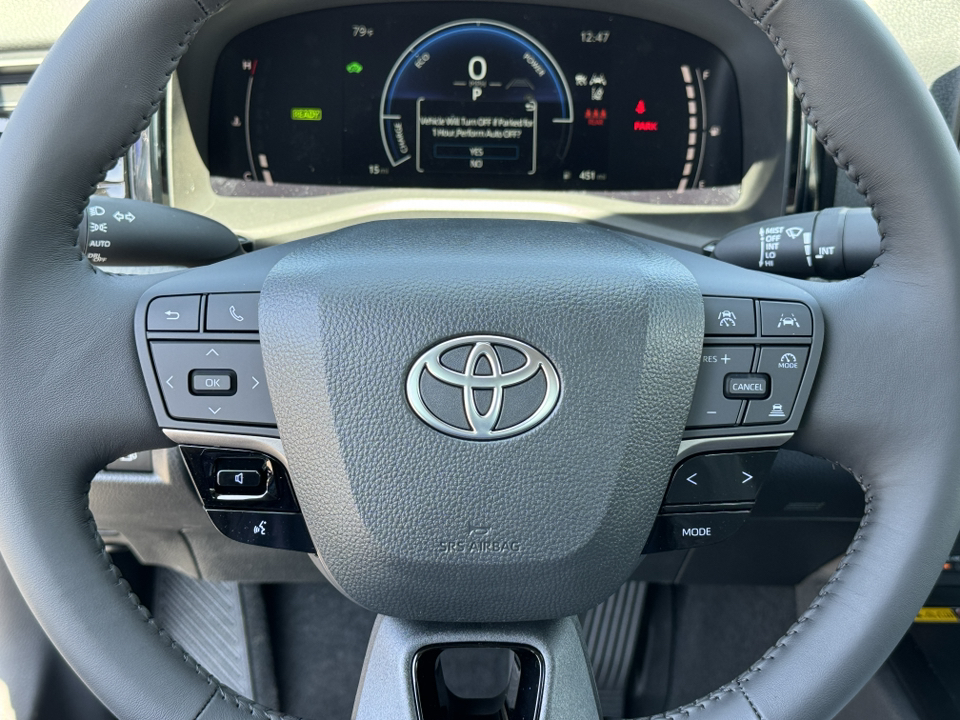 2025 Toyota Camry LE 21