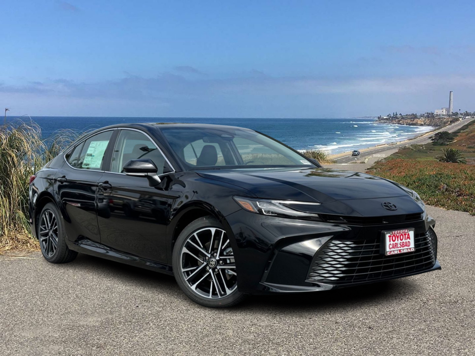 2025 Toyota Camry XLE 1