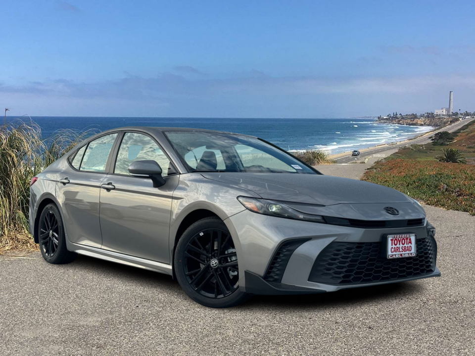 2025 Toyota Camry SE 1