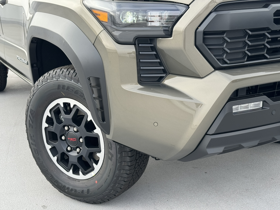 2024 Toyota Tacoma TRD Off Road 10