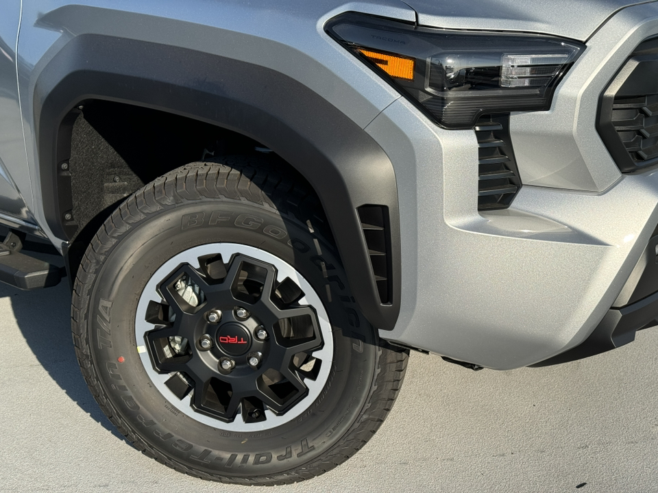 2024 Toyota Tacoma TRD Off Road 10