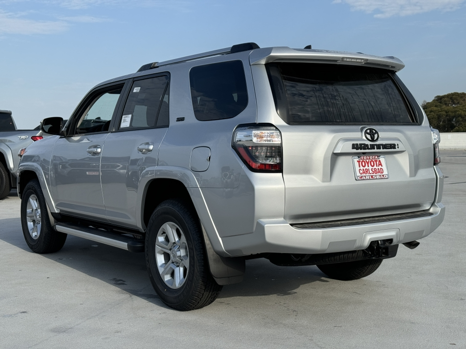 2024 Toyota 4Runner SR5 12