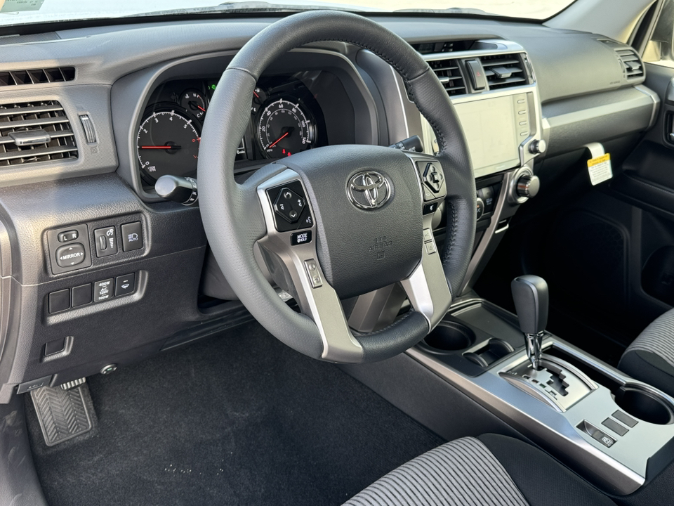 2024 Toyota 4Runner SR5 16