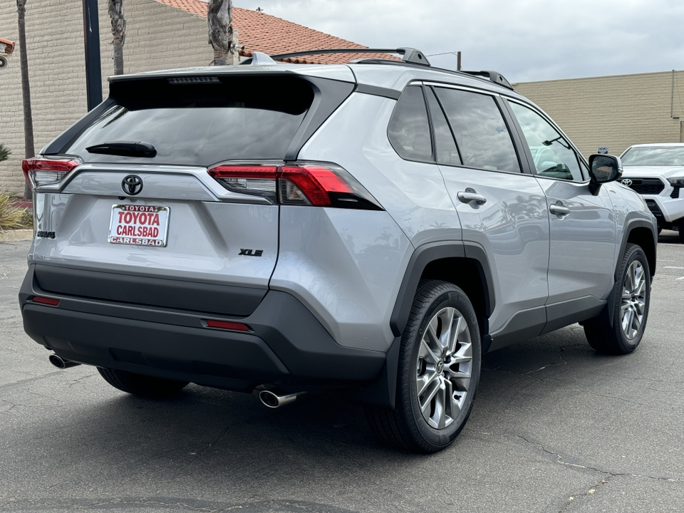 2024 Toyota RAV4 XLE Premium 13