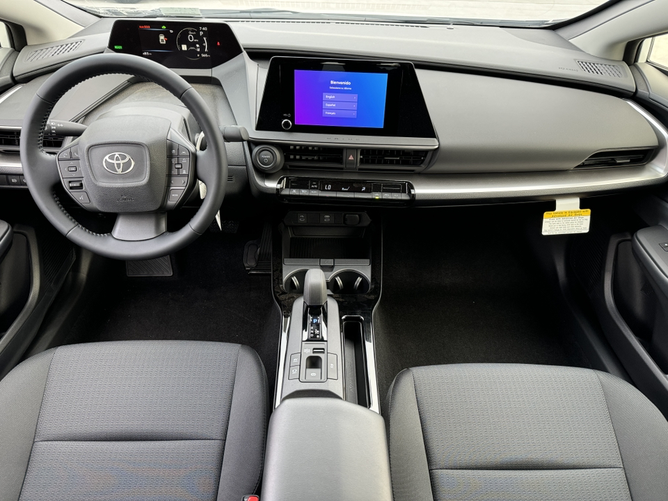 2024 Toyota Prius LE 4