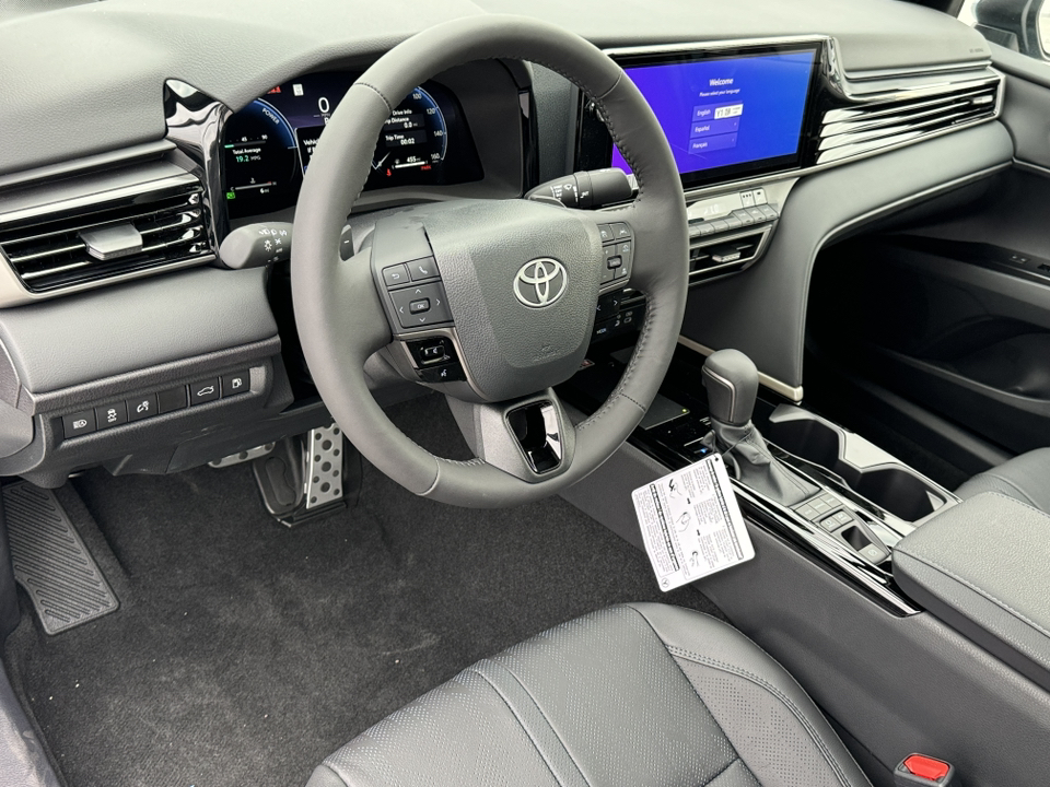 2025 Toyota Camry XSE 15