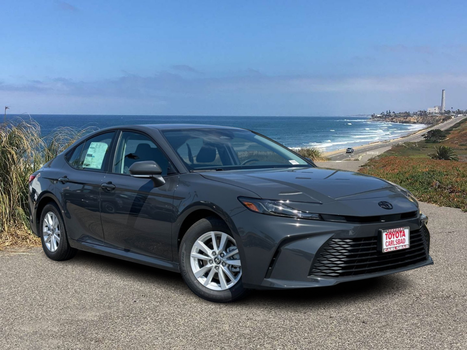 2025 Toyota Camry LE 1