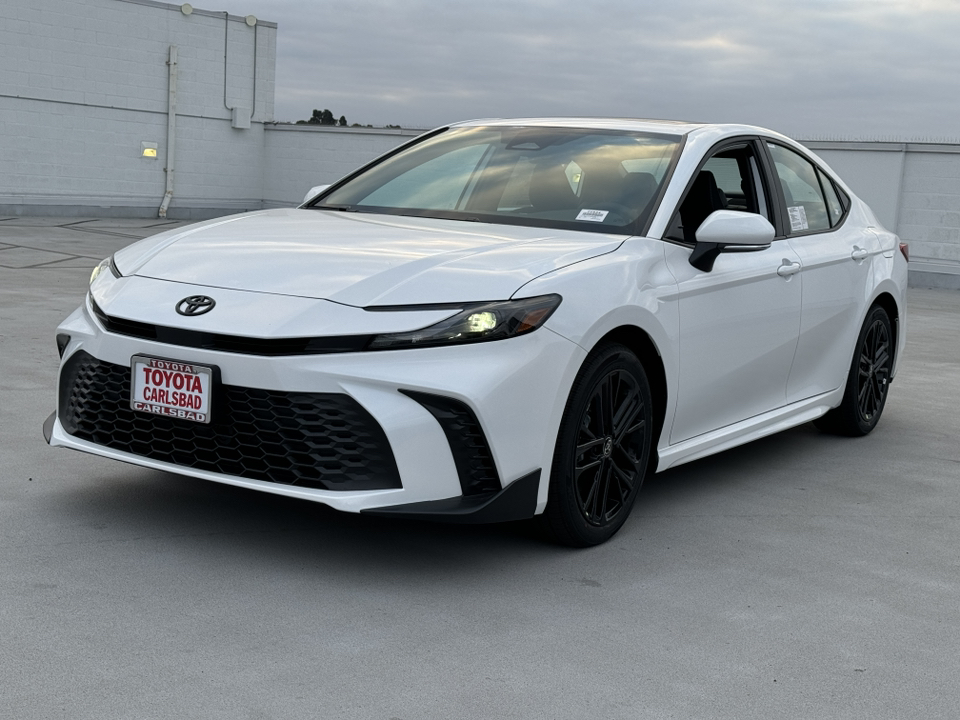 2025 Toyota Camry SE 11