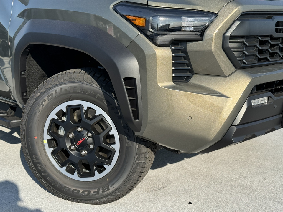 2024 Toyota Tacoma TRD Off Road 10