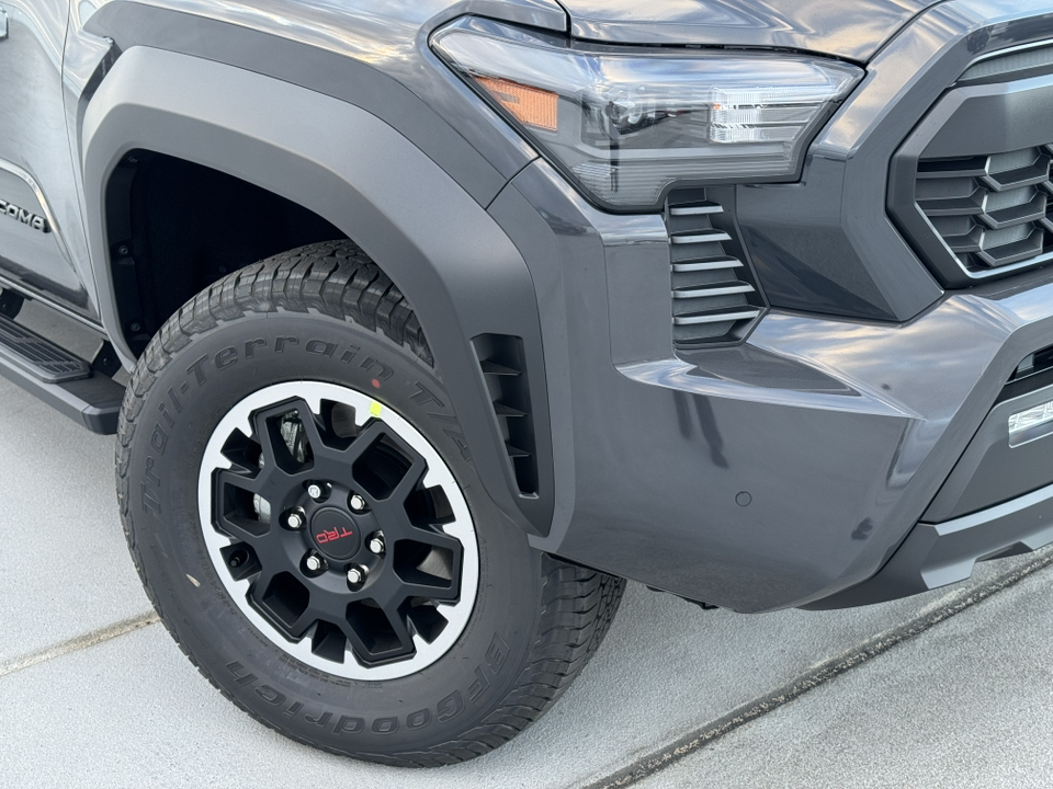 2024 Toyota Tacoma TRD Off Road 10