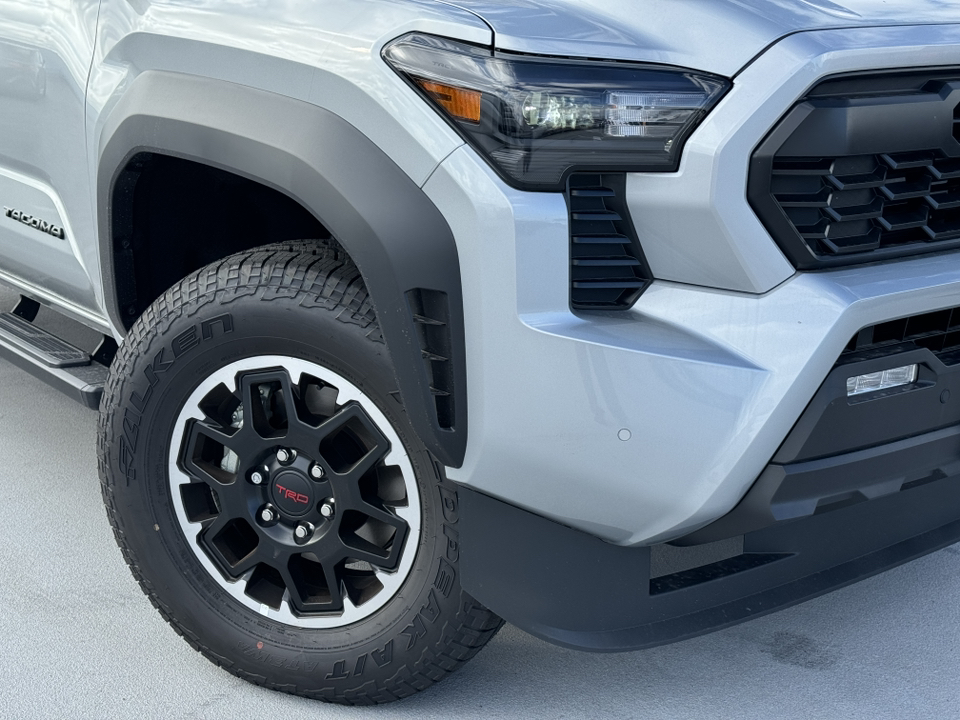 2024 Toyota Tacoma TRD Off Road Hybrid 10