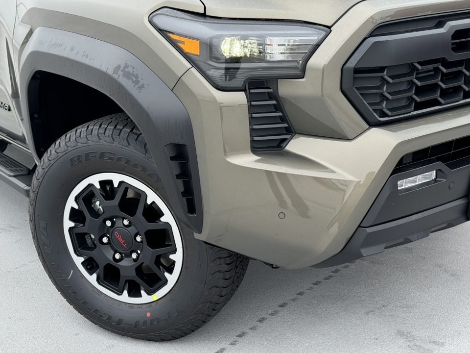 2024 Toyota Tacoma TRD Off Road 10