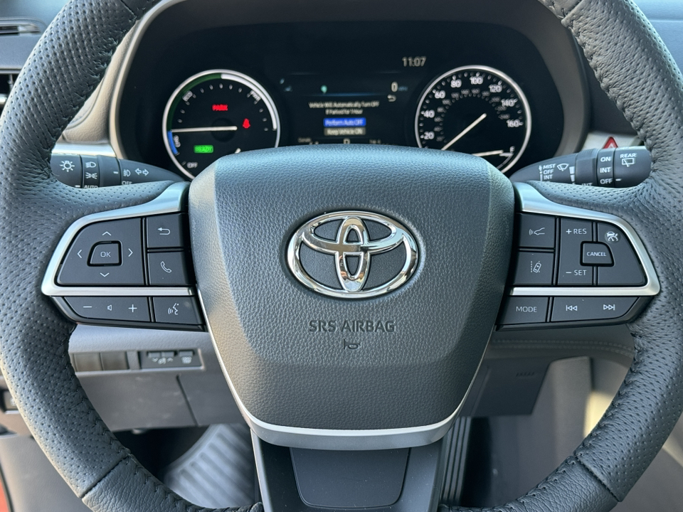 2024 Toyota Sienna Limited 21