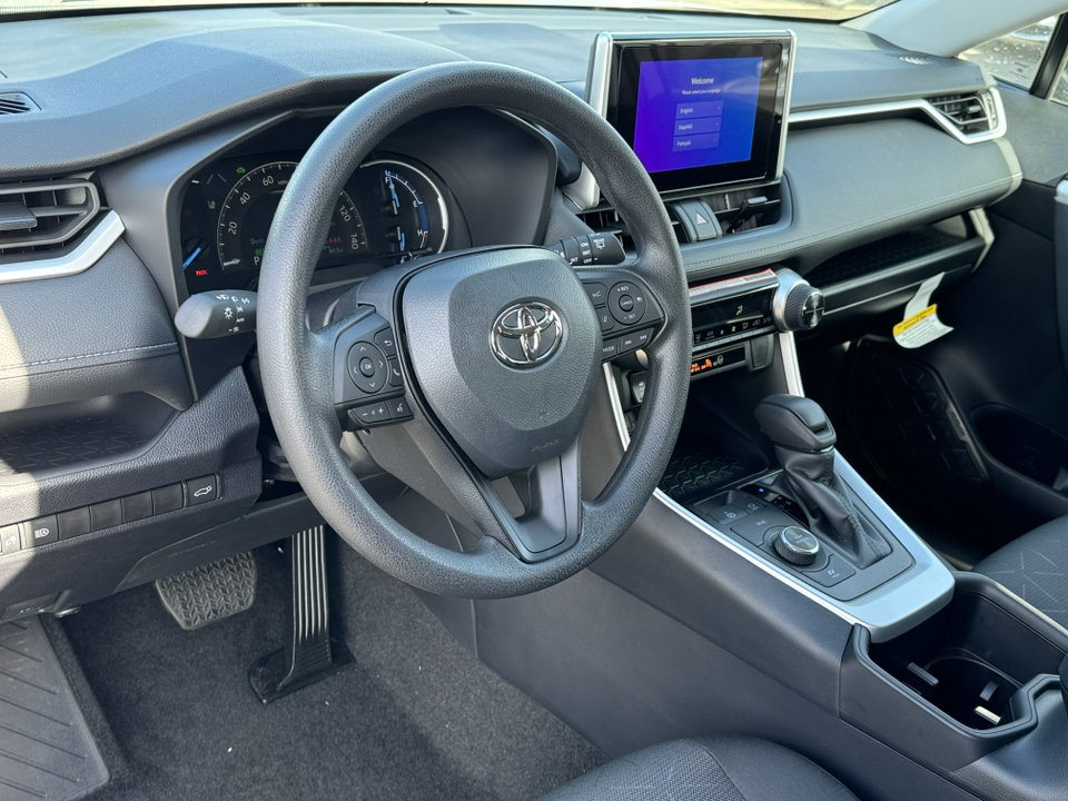 2024 Toyota RAV4 Hybrid XLE 16