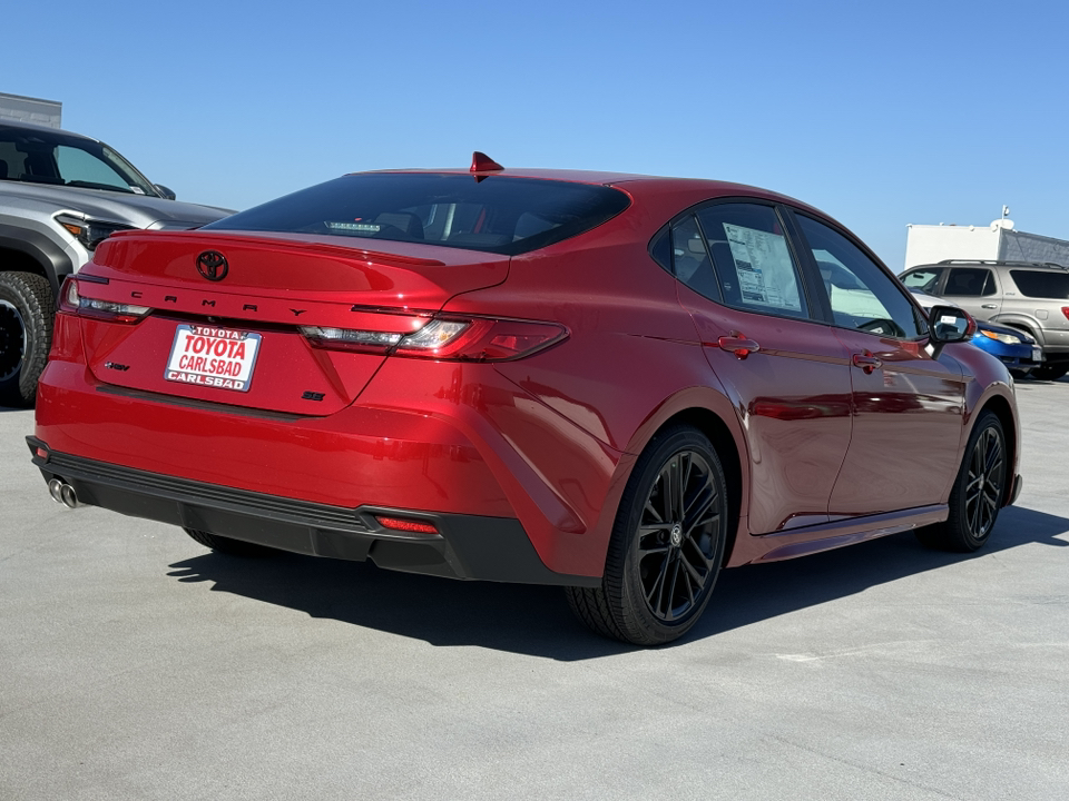 2025 Toyota Camry SE 13