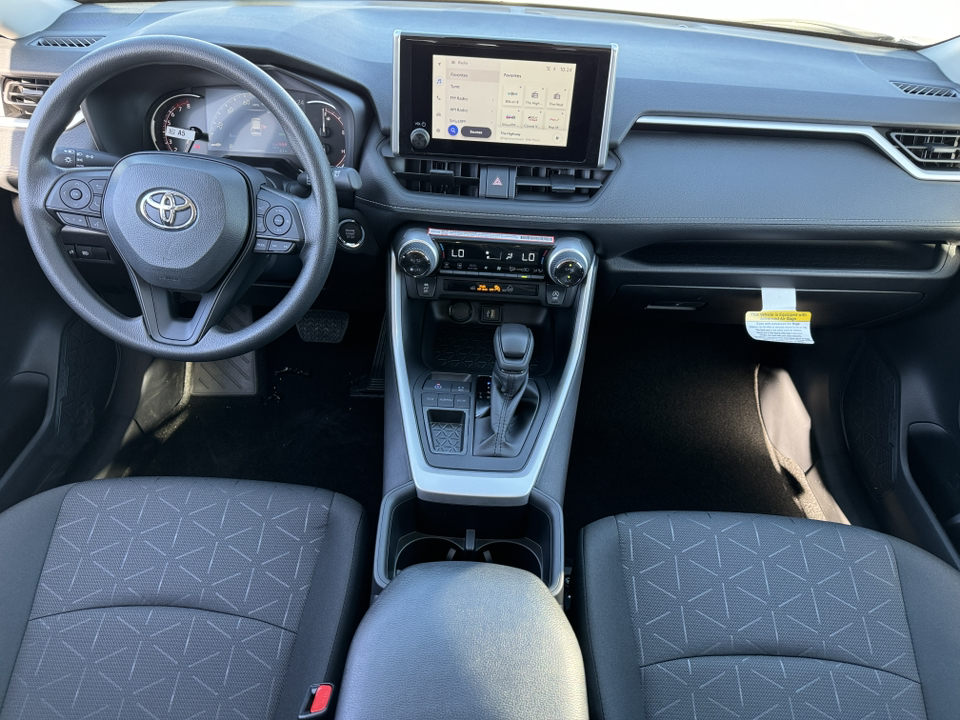 2024 Toyota RAV4 XLE 4