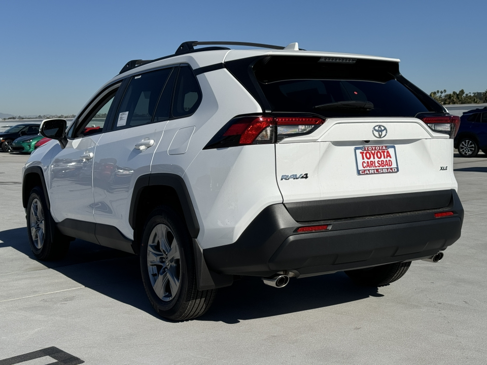 2024 Toyota RAV4 XLE 12