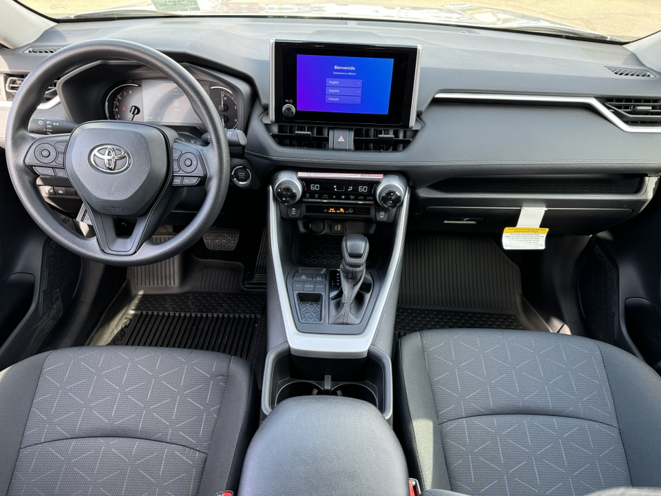 2024 Toyota RAV4 XLE 4