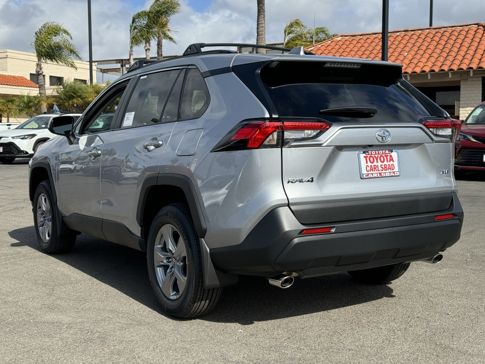 2024 Toyota RAV4 XLE 12