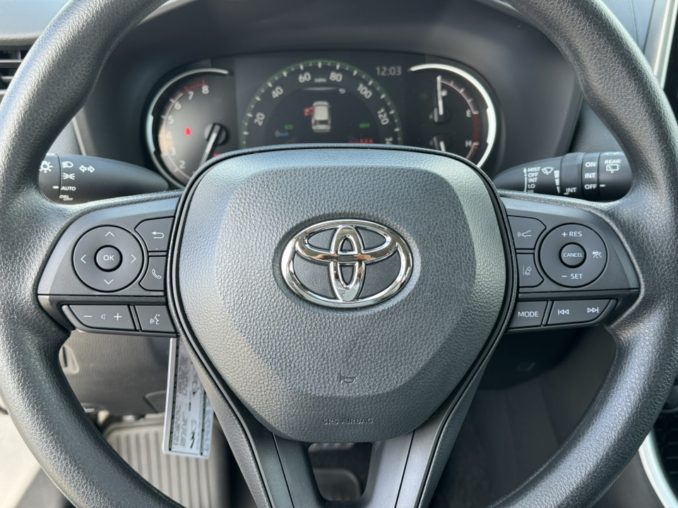 2024 Toyota RAV4 XLE 21